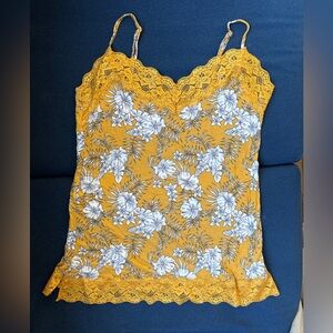 Nwot floral print camisole